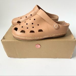 Hender Scheme natural leather crocs